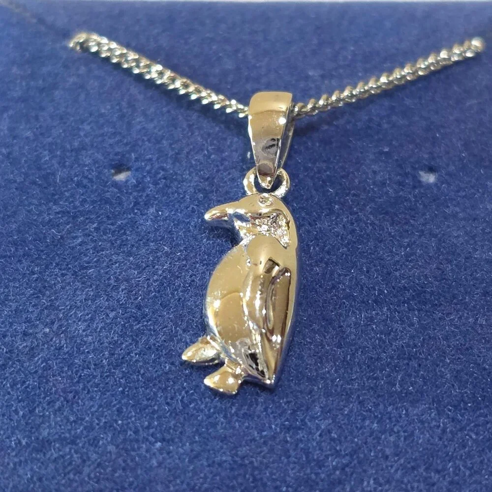 Vintage NIB Silver Penguin Pendant Silver Chain Necklace signed EDCO